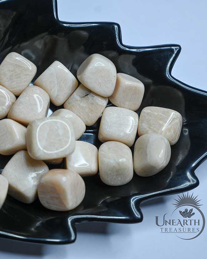 Peach-Moonstone2-1.jpg