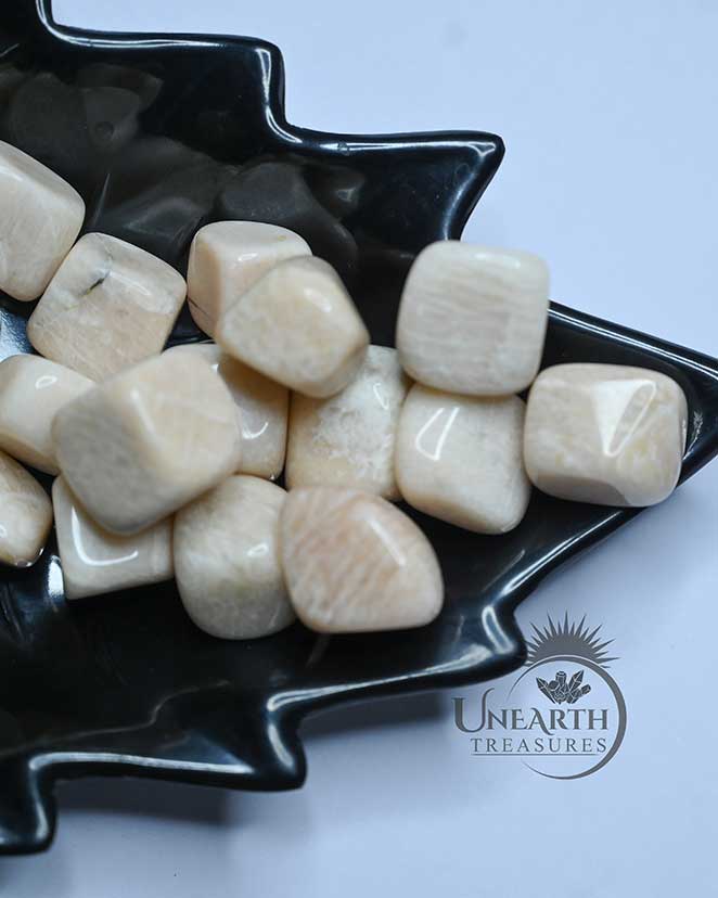 Peach-Moonstone3.jpg